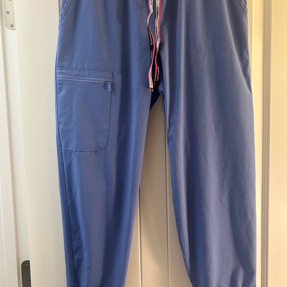 Vince Camuto Women’s Ciel Blue Jogger Scrubs